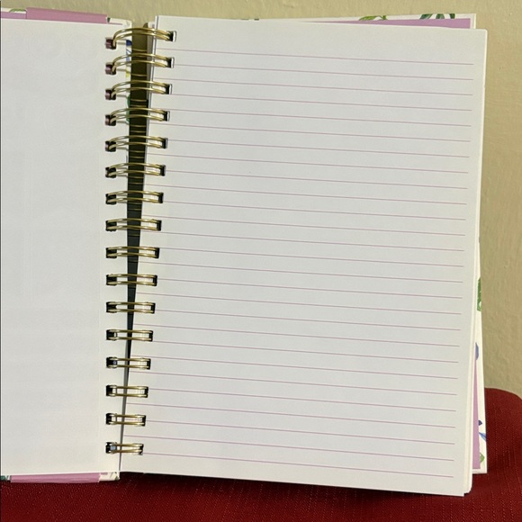 Floral Spiral Journal - Be Still & Know (White/Floral) - Picture 3 of 3